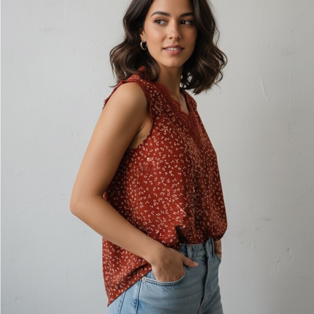 VIISHOW Floral Sleeveless Rust Tank‎ Top Lace Trim brick red blouse size L NWOT